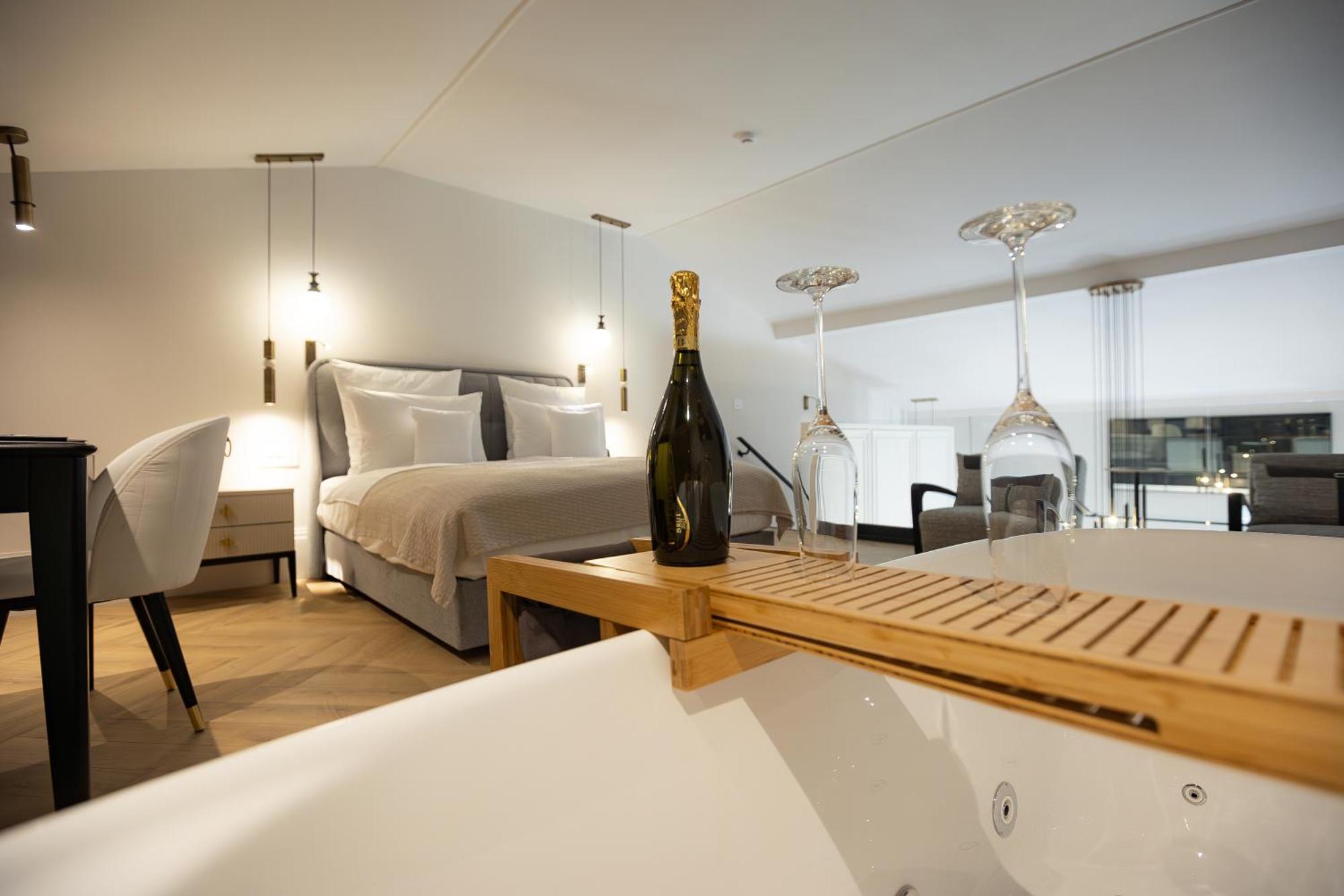 Zet Hotel Тимишоара Экстерьер фото